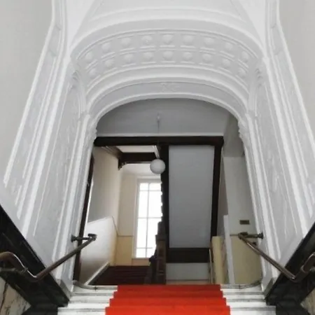 Hotel De Ela-2